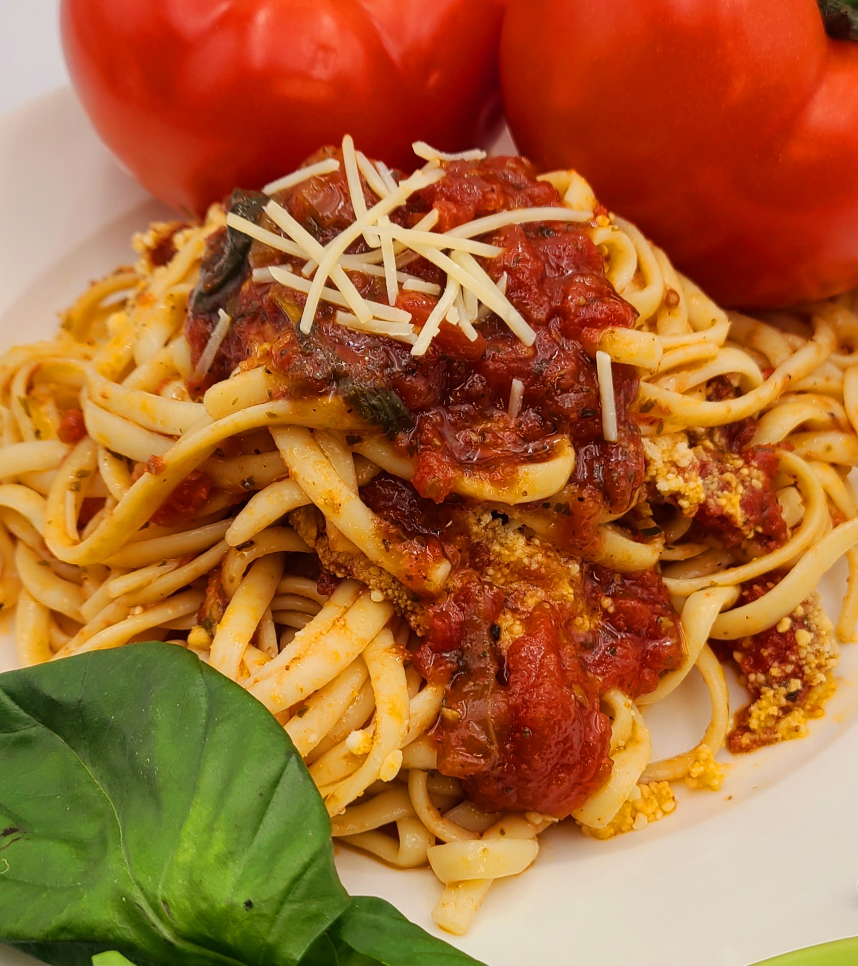 Linguini with Marinara Sauce - B.F. Mazzeo