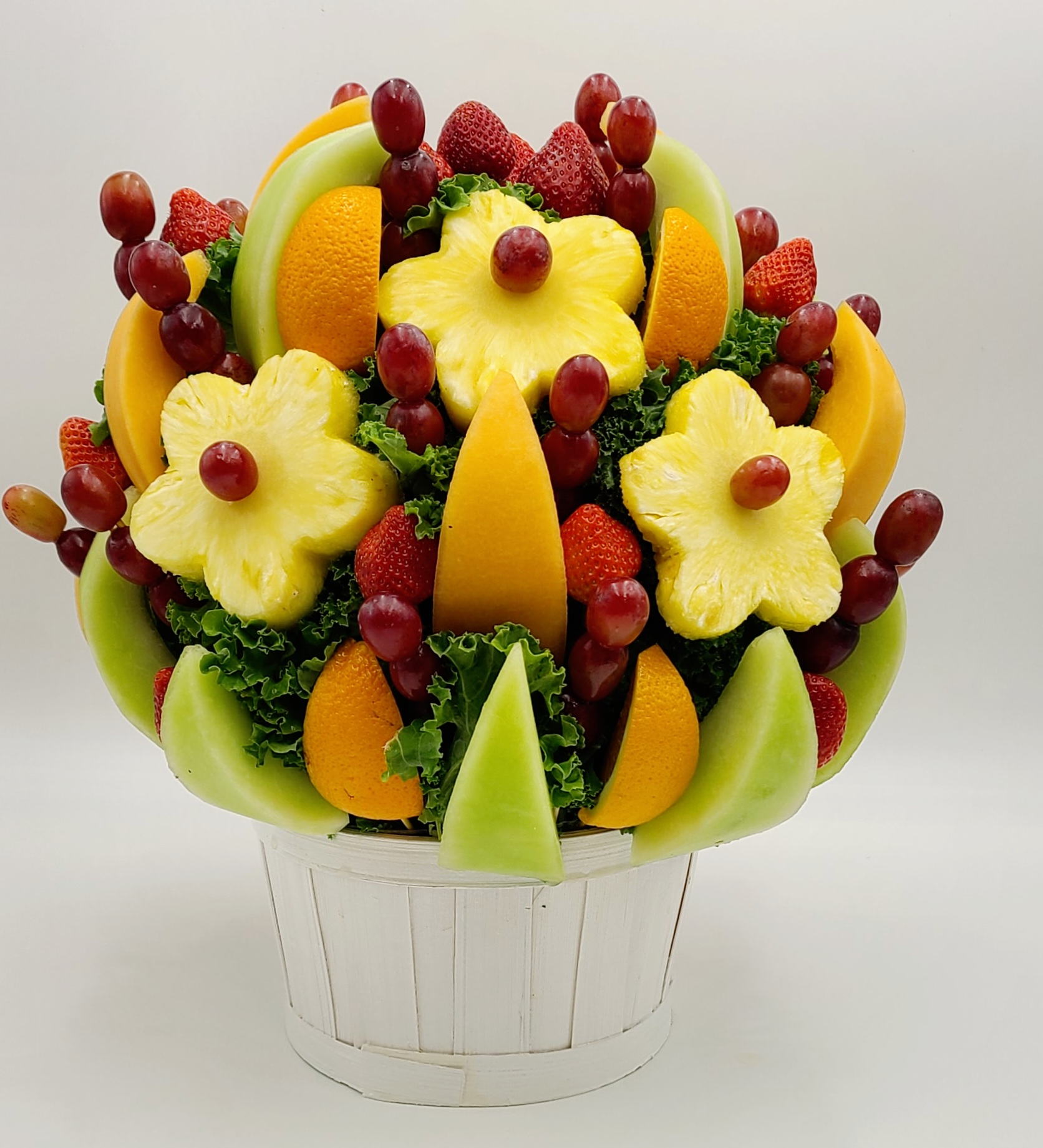 bfmazzeo: Crafted Fruit Fresh Arrangements